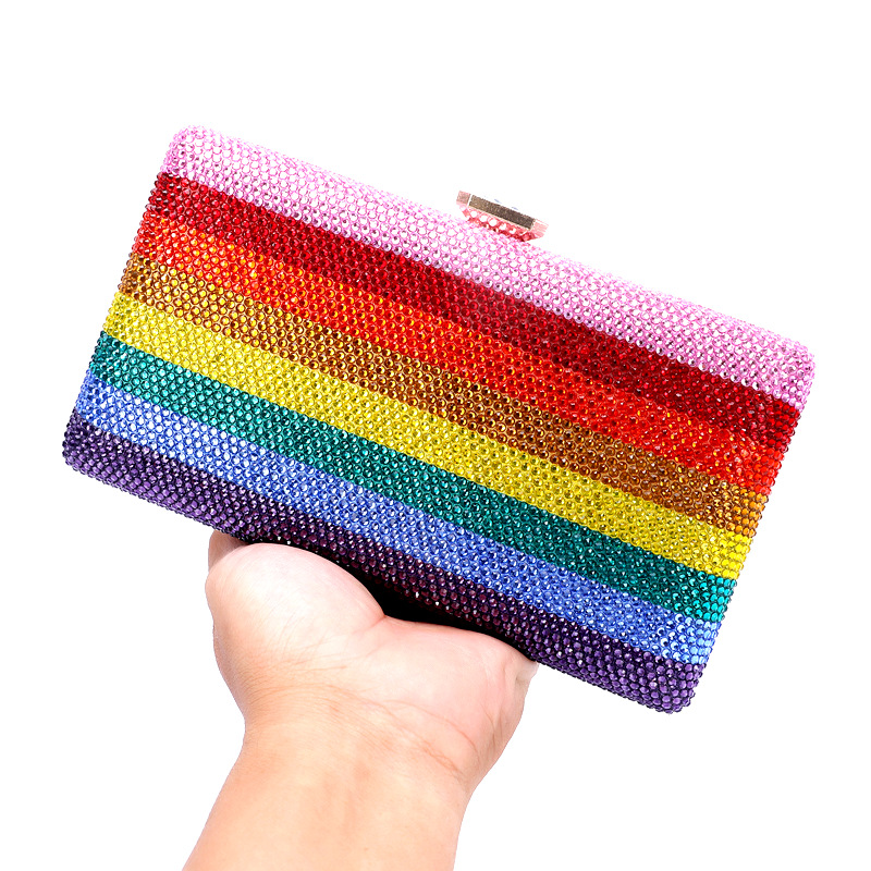 Interior Design Ai - قوس قزح اليد تحمل مساء عشاء