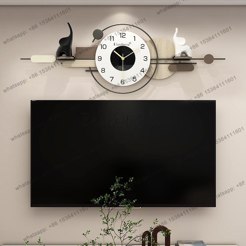 ساعة حائط عصرية بتصميم بسيط وأ - مراجعة Interior Design Organic Modern وسعره